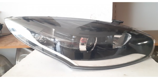 RENAULT MEGANE 3 SAĞ (13/15) MERCEKLİ HALOJEN